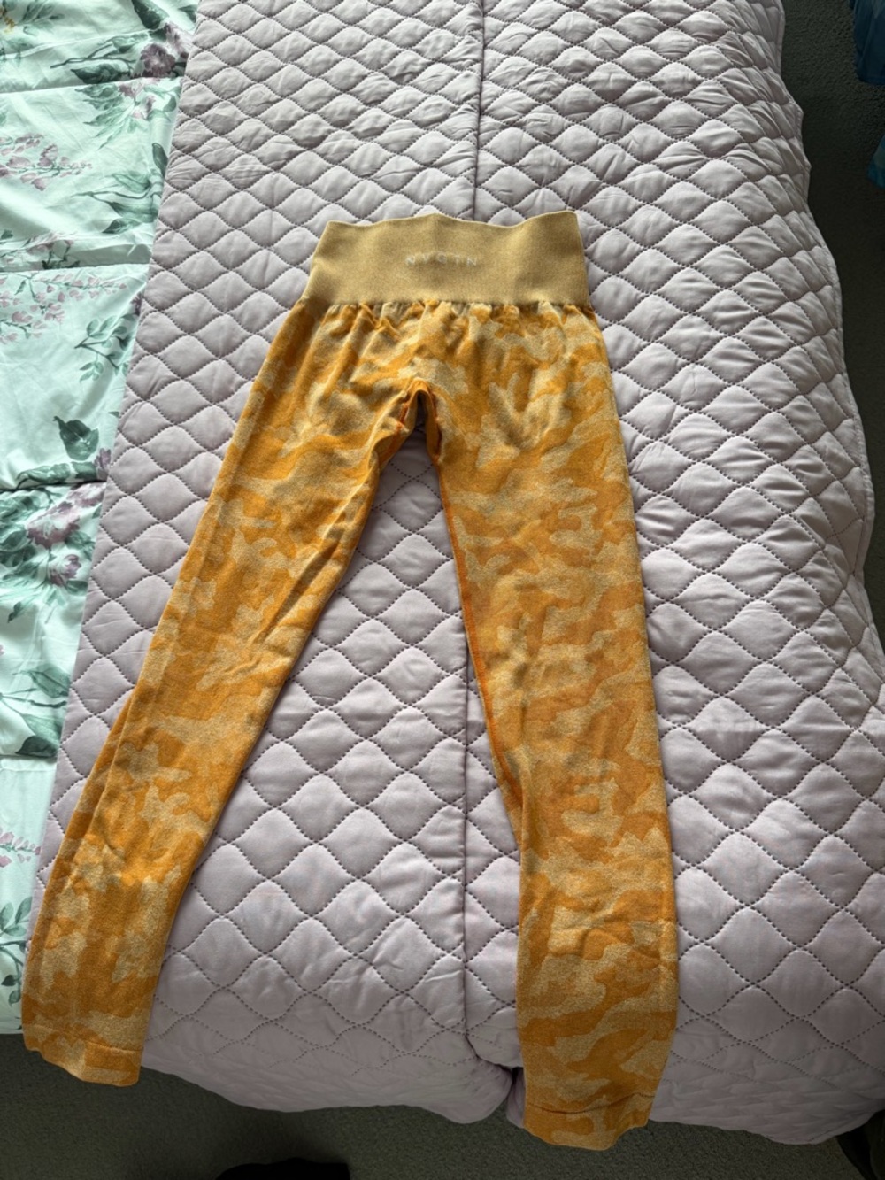 Women’s Orange Camo Stretch Leggings